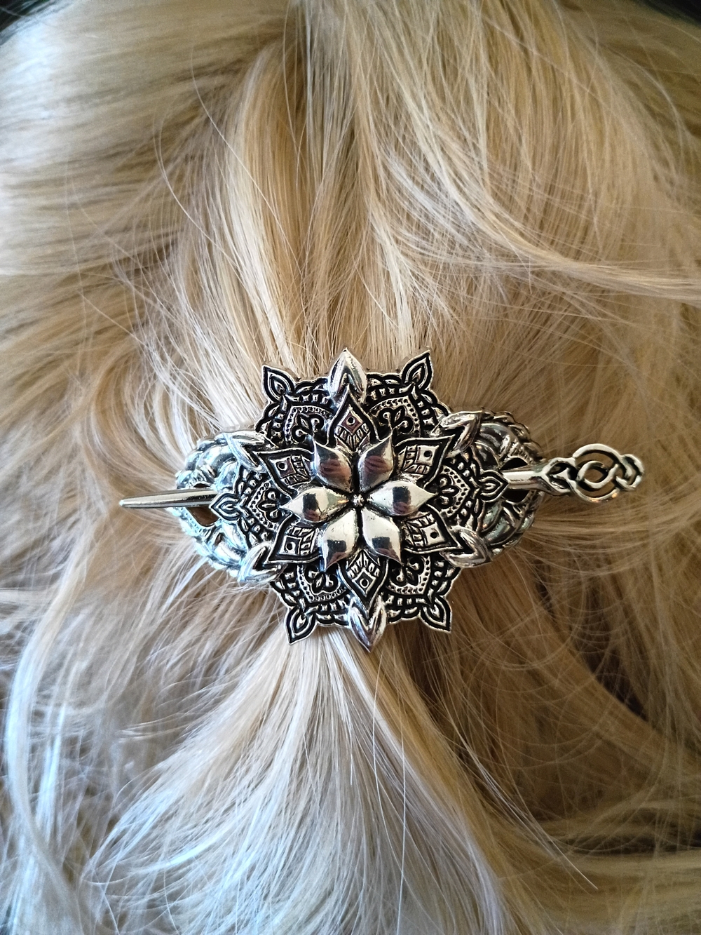 *NWOT* Silver Floral Mandala Hair Barrette - Women Accessories